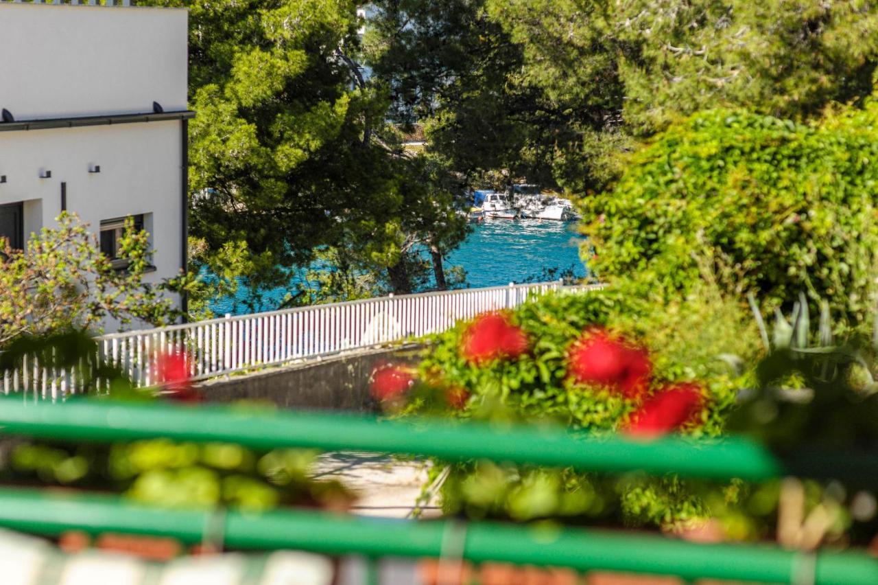 Apartments Vala Zaboric - With Boat Mooring Ngoại thất bức ảnh